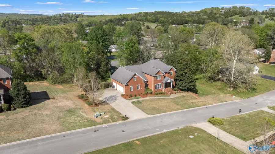 913 Dogwood Drive, Fayetteville, TN 37334 - #2