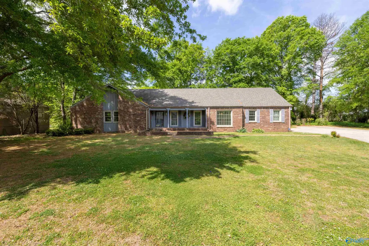 454 1st Street Se, Hamilton, AL 35570 - #1