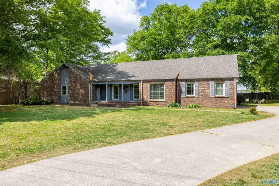 454 1st Street Se, Hamilton, AL 35570 - #2