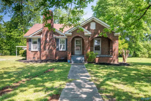 121 Sherrill Street Sw, Hartselle, AL 35640