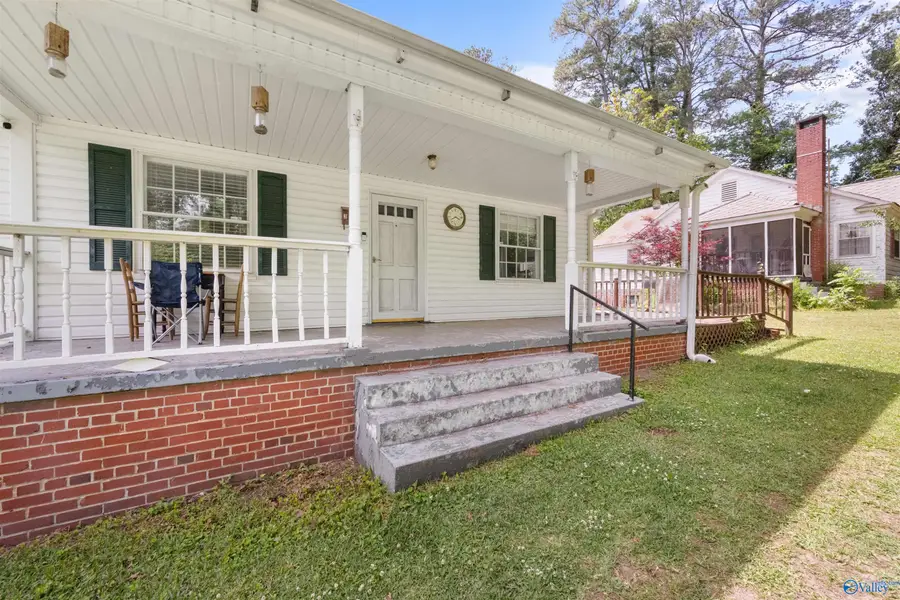 3 Edgemont Drive, Gadsden, AL 35904 - #3