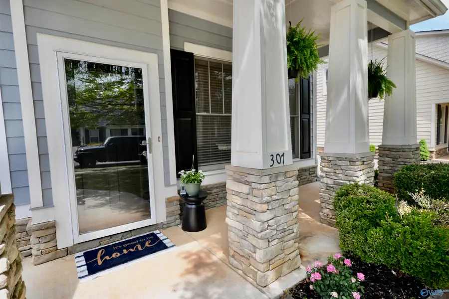 307 Acorn Grove Lane Sw, Huntsville, AL 35824 - #3