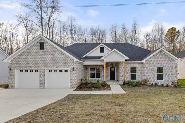 450 Horseshoe Hills Road, Killen, AL 35645
