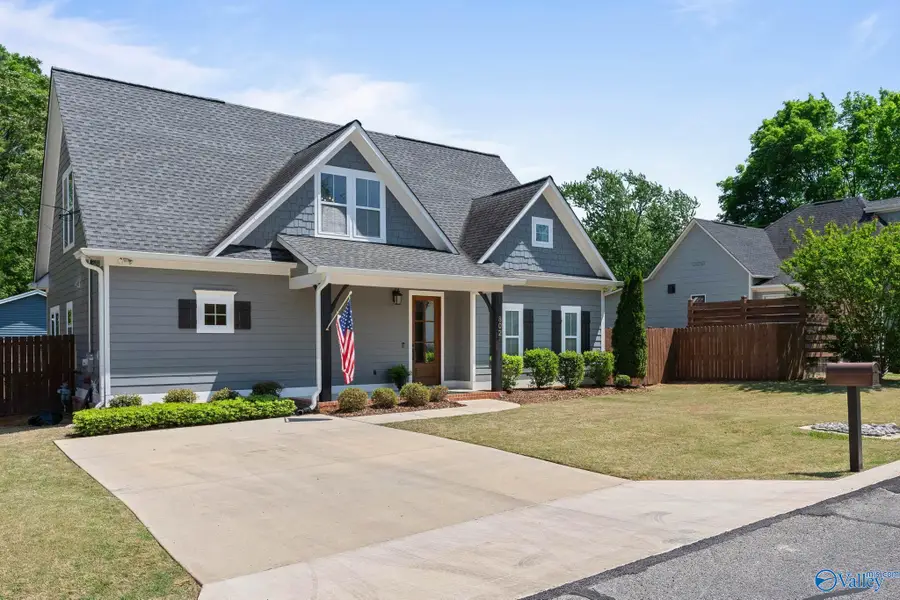 802 Minor Street, Huntsville, AL 35801 - #3