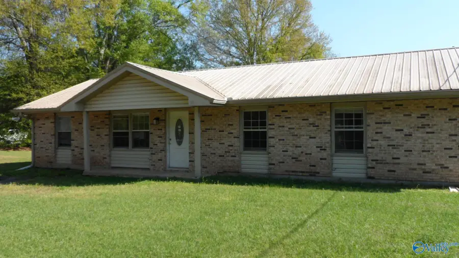 2013 Roberson Street Sw, Jacksonville, AL 36265 - #3