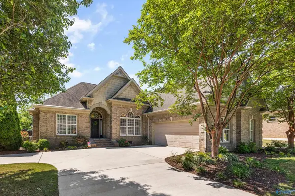 25986 Rosedown Drive, Athens, AL 35613