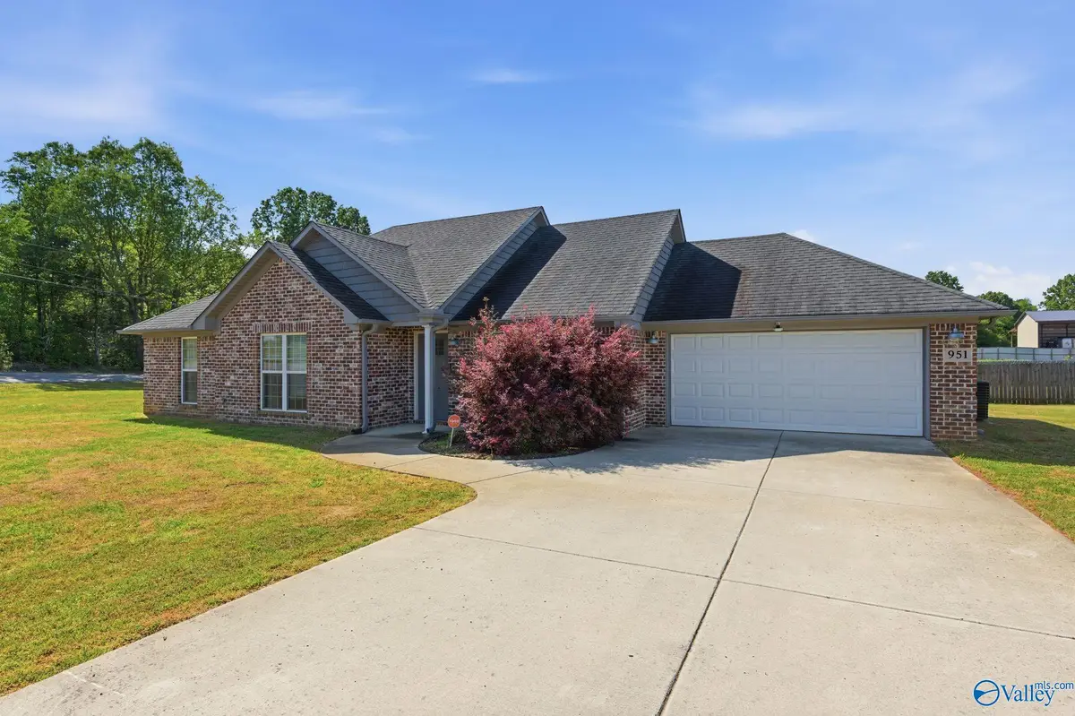 951 Charley Patterson Road, New Market, AL 35761 - #1
