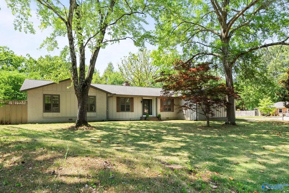 7901 Mcintosh Circle Se, Huntsville, AL 35802 - #1