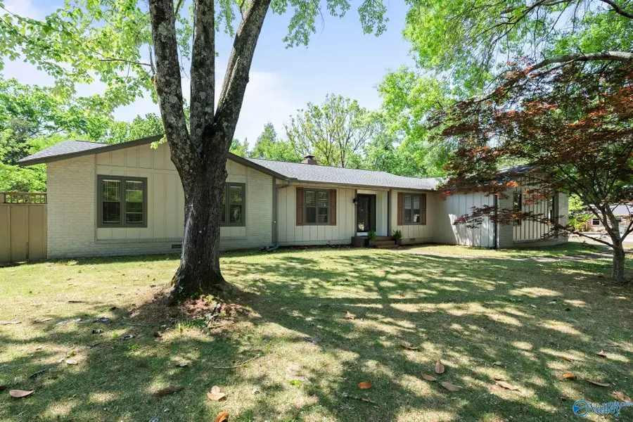 7901 Mcintosh Circle Se, Huntsville, AL 35802 - #2