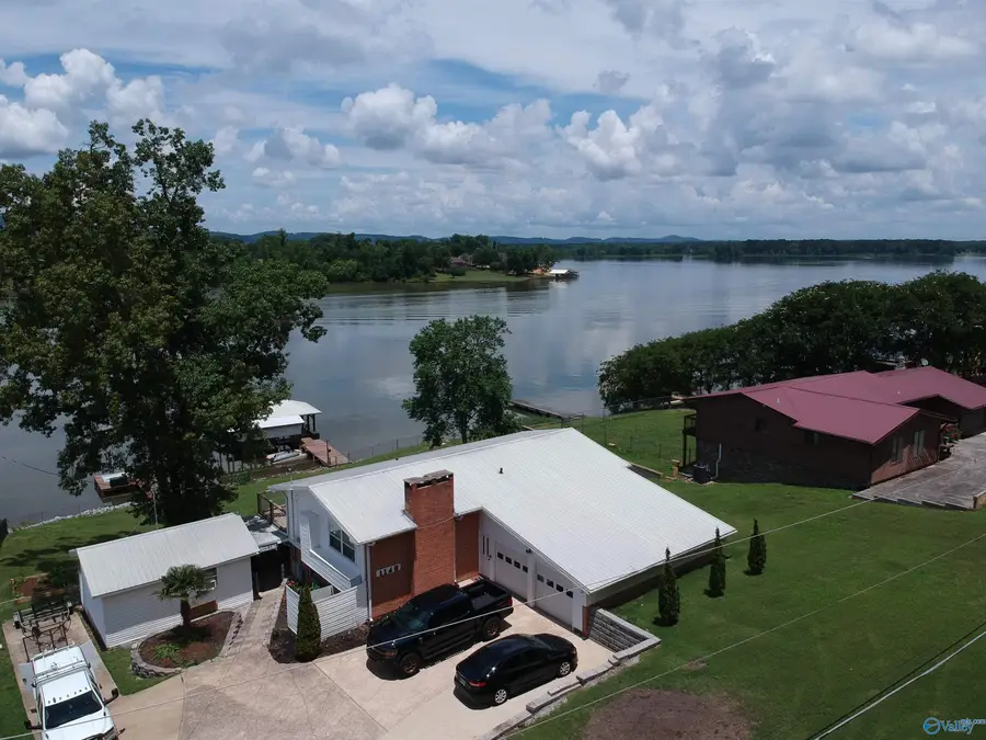 32 N Lakemont Drive, Southside, AL 35907 - #3