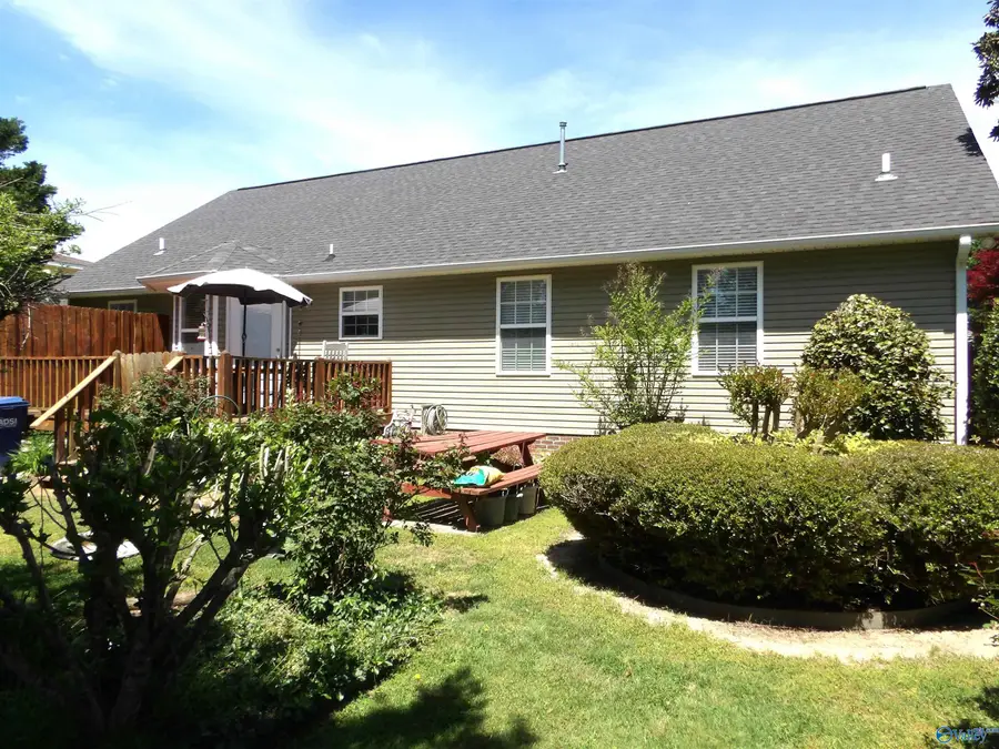 1100 Bruce Street, Albertville, AL 35950 - #3