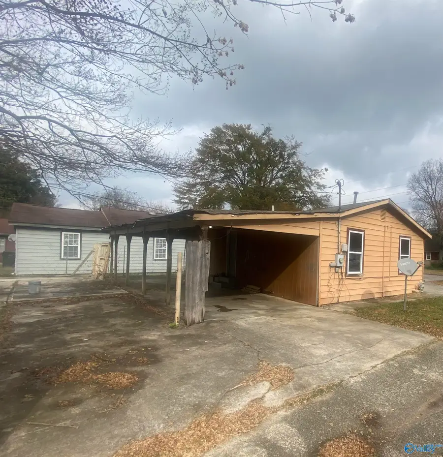 223 SW 11th Avenue, Decatur, AL 35601 - #2