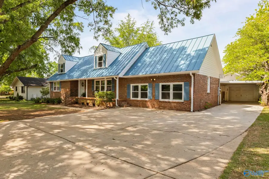 4312 Hunt Drive Nw, Huntsville, AL 35816 - #3