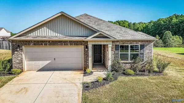 175 Meadowridge Drive, Hazel Green, AL 35750