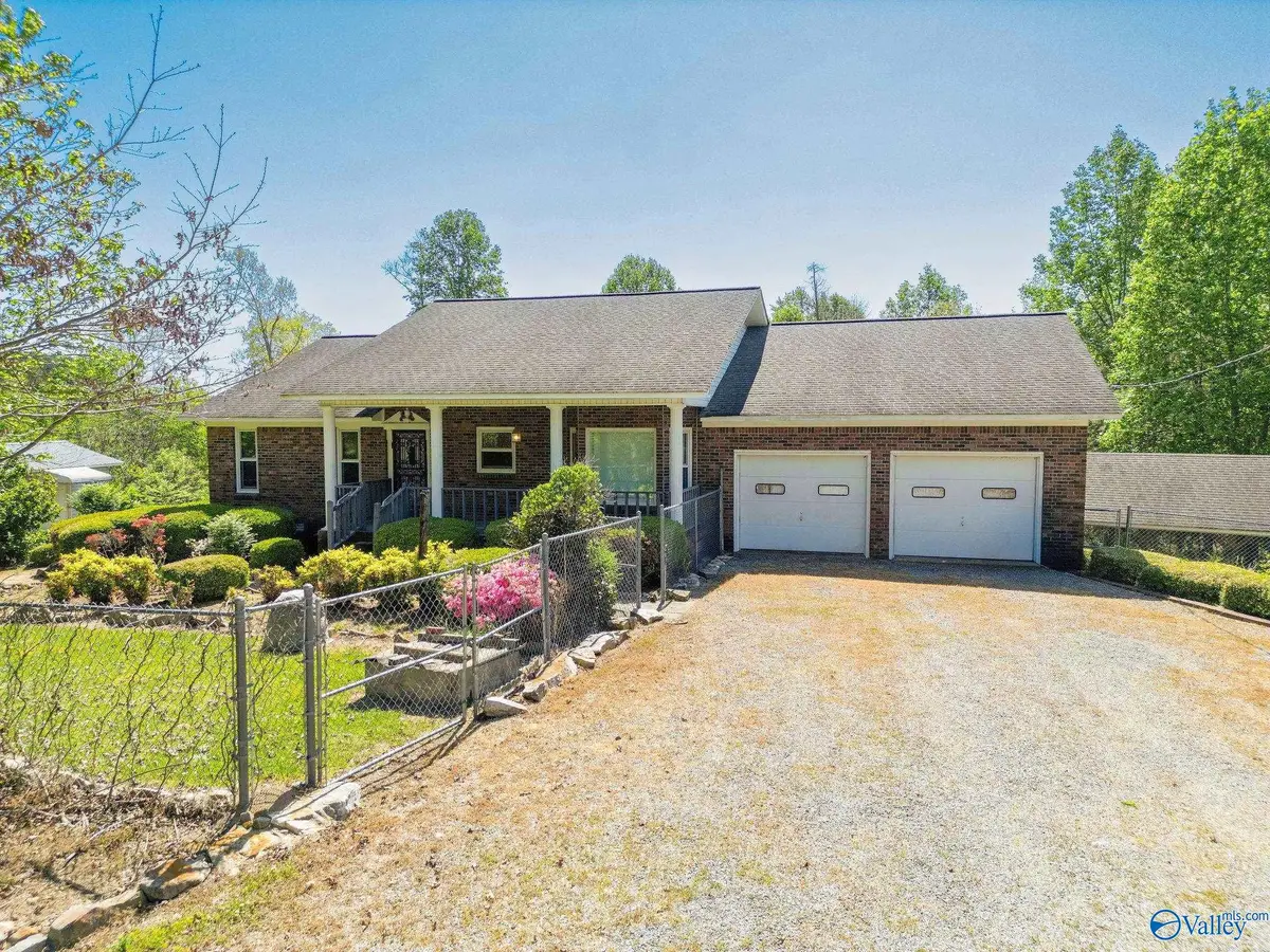 1062 Garrett Street, Rainsville, AL 35986 - #1