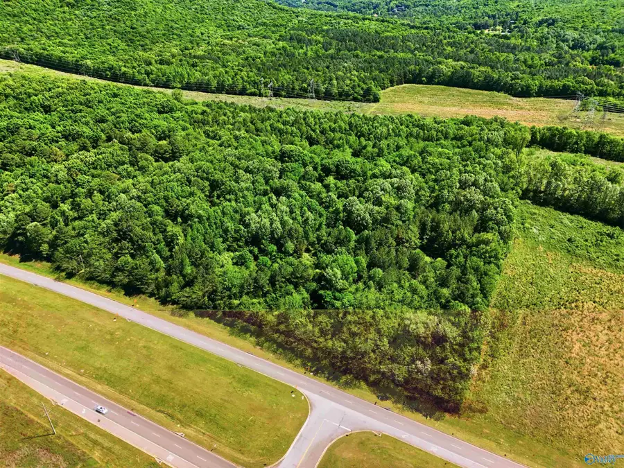 5.2 Bob Wade Lane, Huntsville, AL 35810 - #2