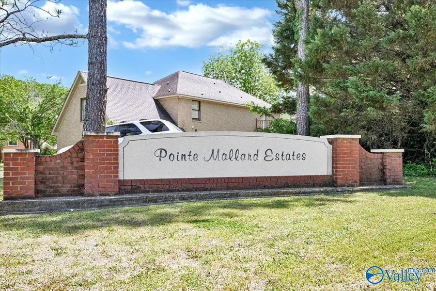 2411 Huntington Lane Se, Decatur, AL 35601 - #3