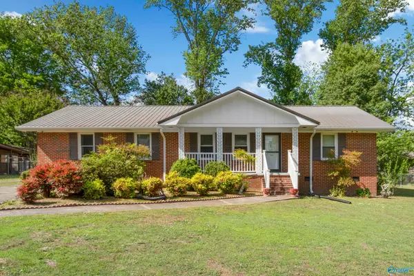 141 NE Brookwood Circle, Arab, AL 35016