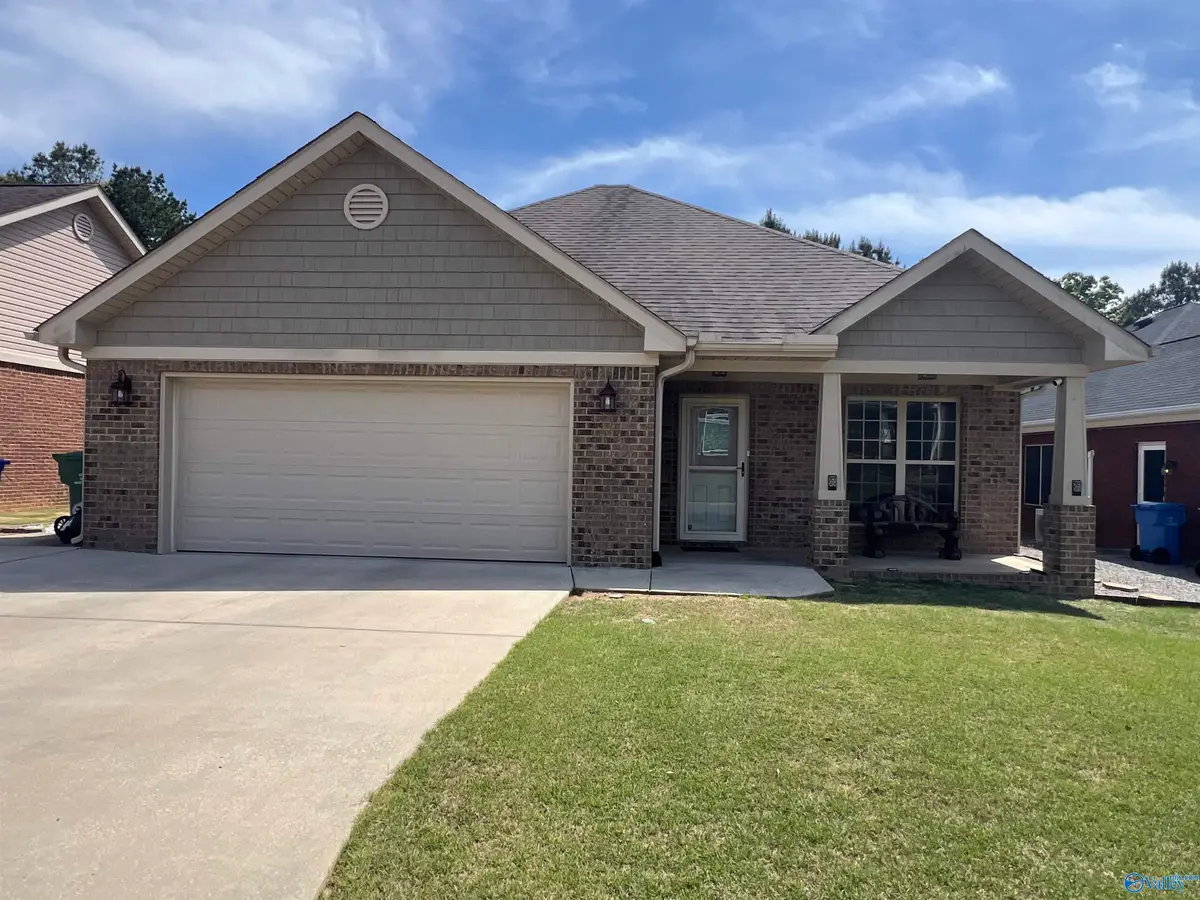 556 Fontana Place Sw, Hartselle, AL 35640 - #1