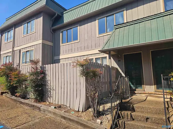 2225 Golf Road #201, Huntsville, AL 35802