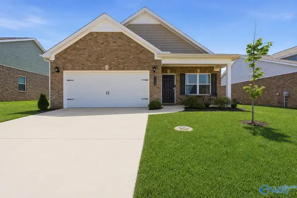 27150 Rabbit Run, Athens, AL 35613