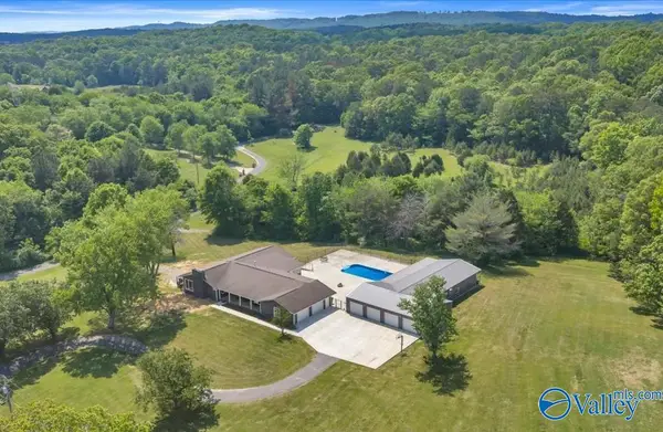 1602 Westwind Drive Nw, Fort Payne, AL 35967