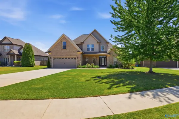 17092 Obsidian Circle, Athens, AL 35613