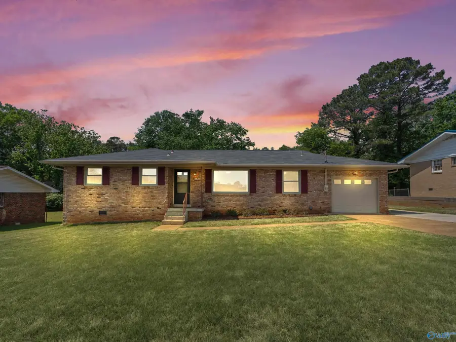 2507 Barney Terrace Nw, Huntsville, AL 35810 - #2