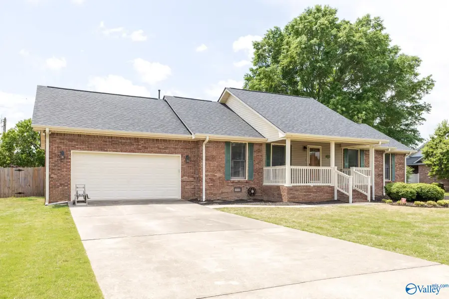 17960 Davis Street, Athens, AL 35611 - #3