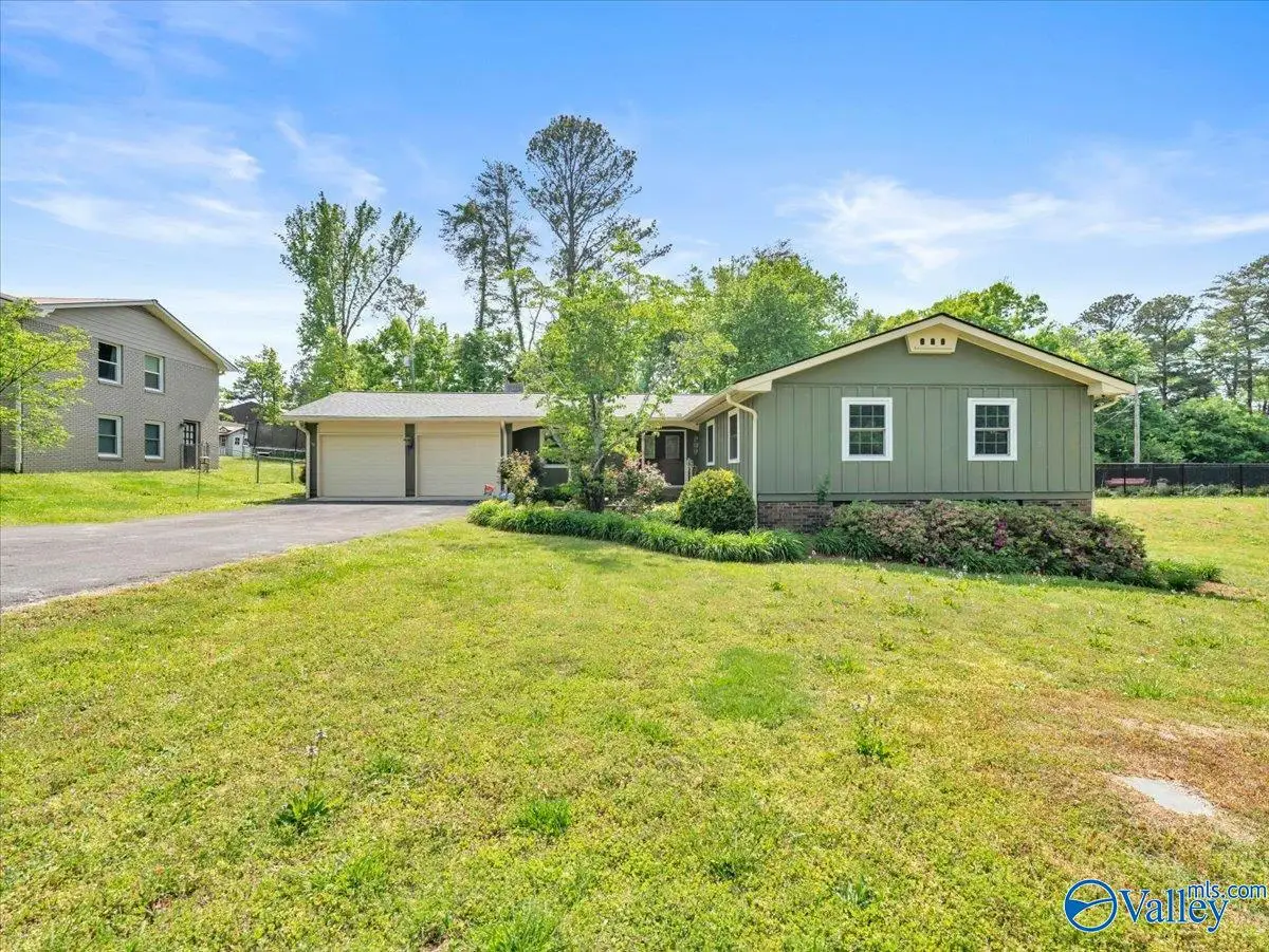 23 Elizabeth Drive Ne, Fort Payne, AL 35967 - #1