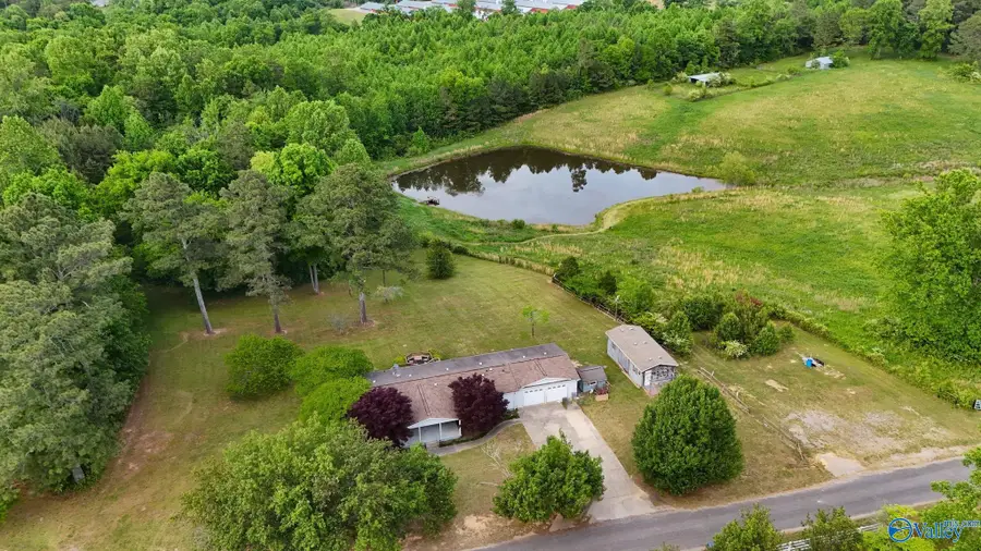 570 Dogwood Trail, Boaz, AL 35956 - #3