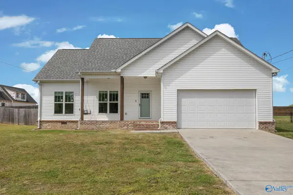 415 Highland Drive, Arab, AL 35016