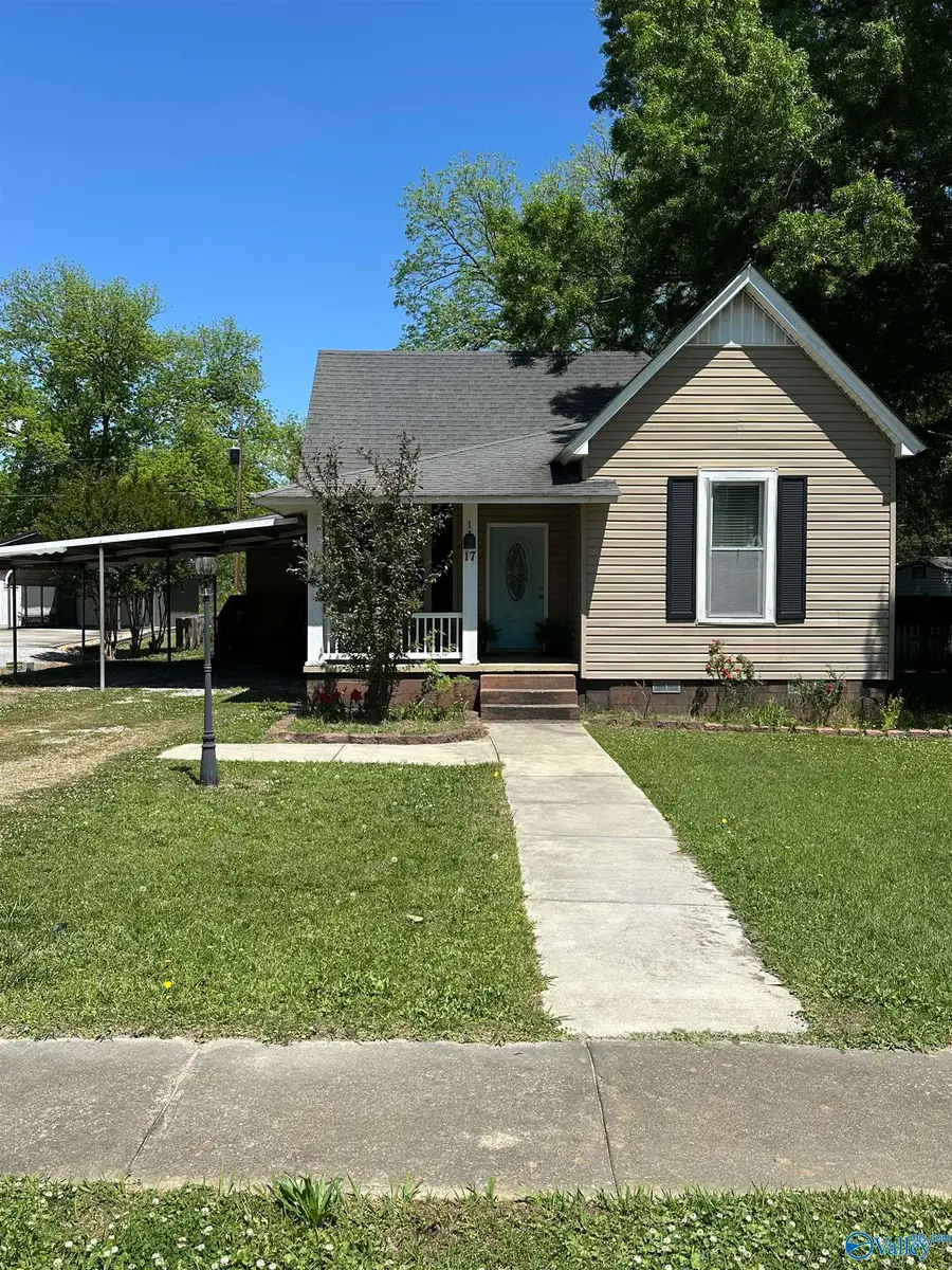 17 Sommersworth Avenue, Gadsden, AL 35904 - #2