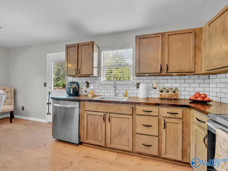 908 Wess Taylor Road, Huntsville, AL 35811 - #3