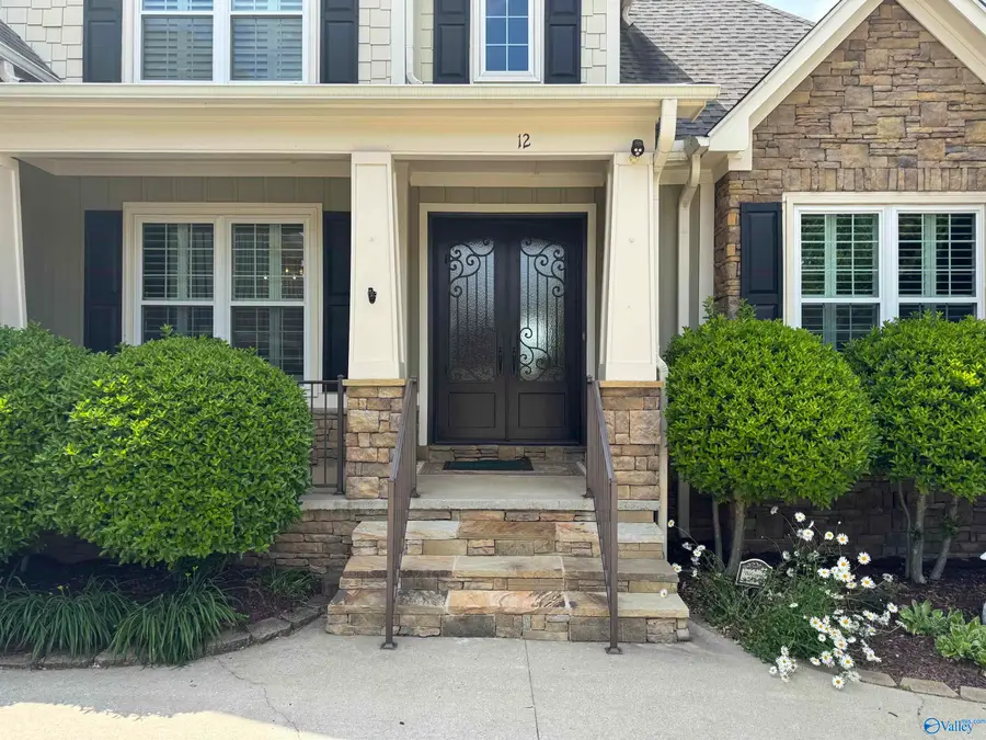 12 Hawthorn Heights Blvd, Huntsville, AL 35824 - #3