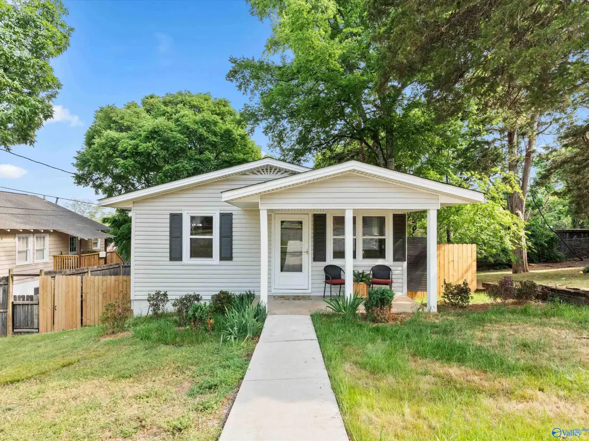 1409 Highland Avenue Se, Huntsville, AL 35801 - #1