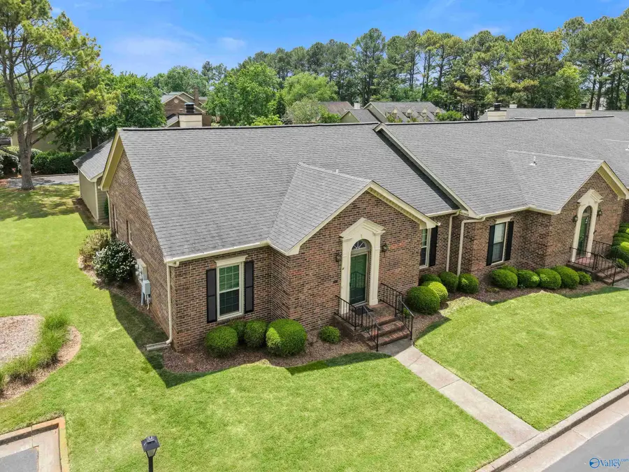 207 SW Beauchamp Place #207, Huntsville, AL 35802 - #3
