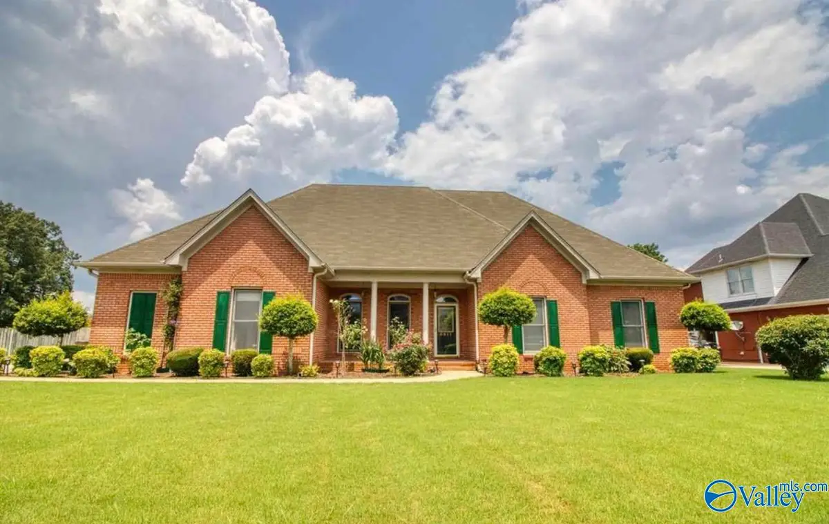 3011 Lenox Drive, Decatur, AL 35603 - #1