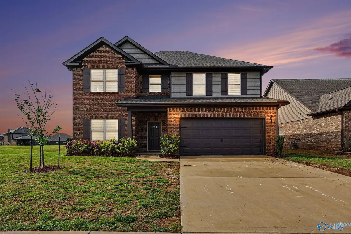 254 Holt Street, Meridianville, AL 35759 - #1