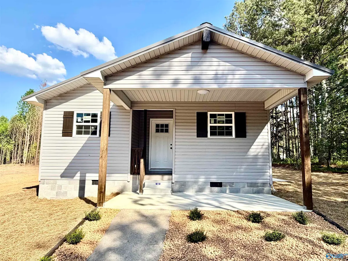 205 County Road 882, Crossville, AL 35962 - #1
