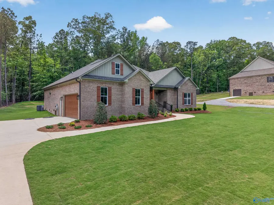 103 Meadow Creek Road, Glencoe, AL 35905 - #3