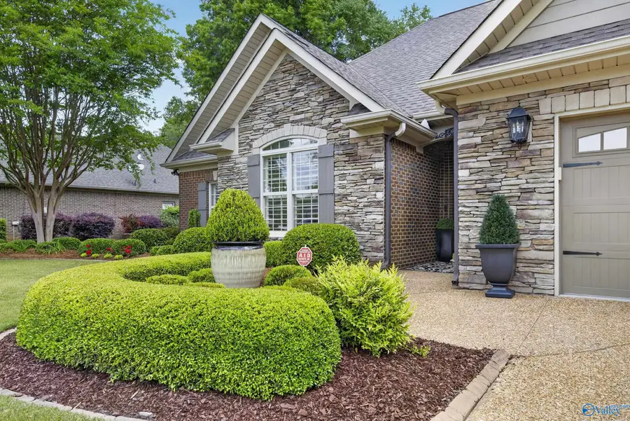4641 Laura Lane, Southside, AL 35907 - #3