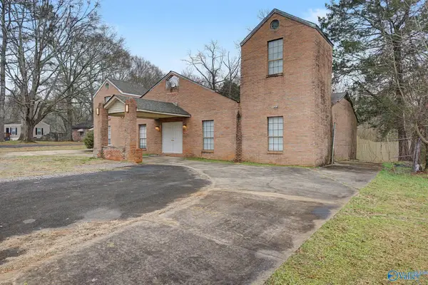 16927 County Road 400, Hillsboro, AL 35643