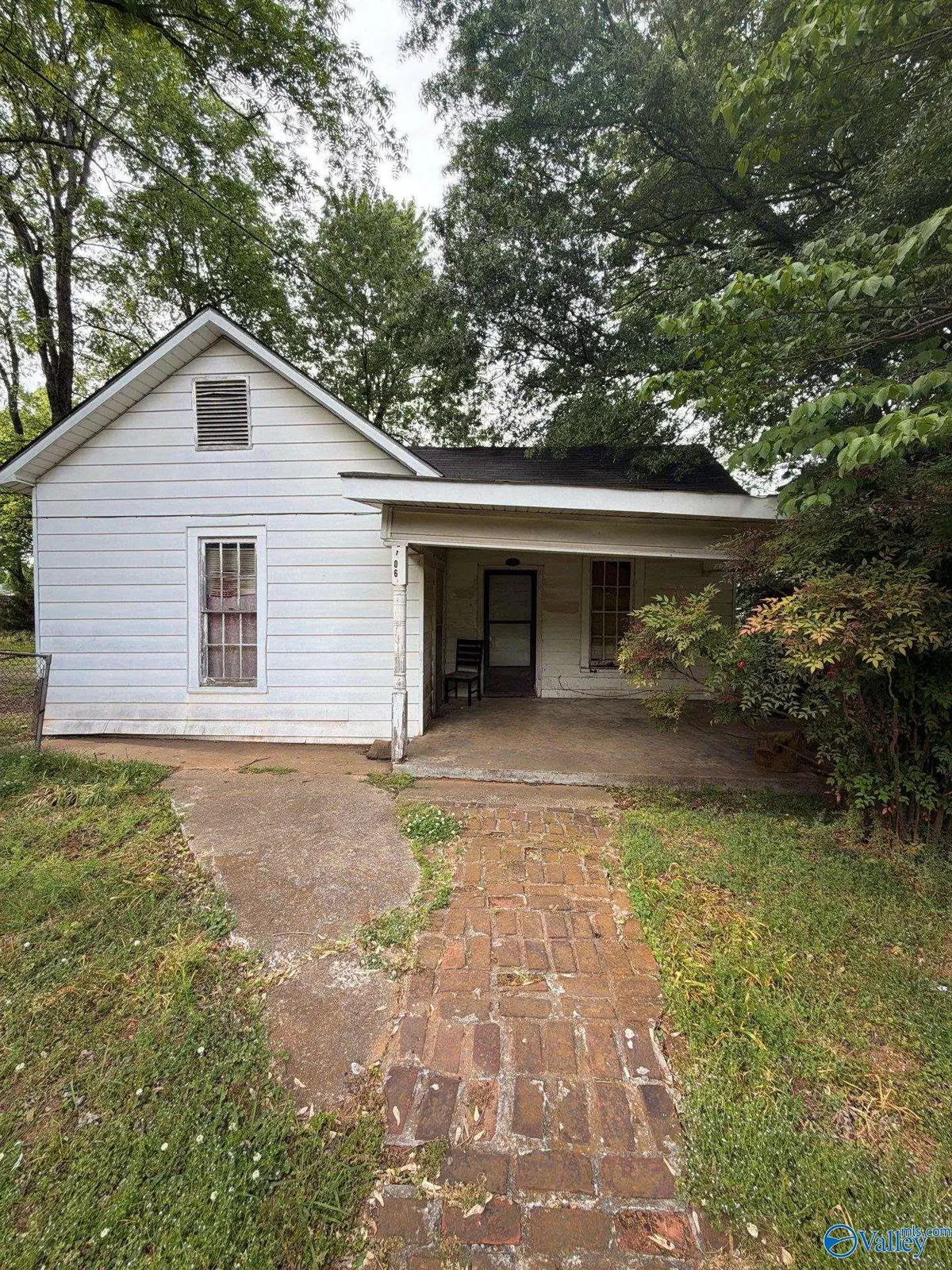 706 West Washington Street, Athens, AL 35611 - #1