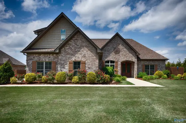 17191 Lochton Drive, Athens, AL 35613