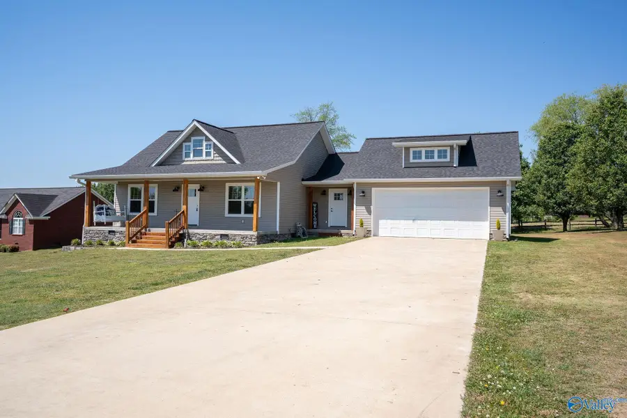 58 Creekview Drive, Rainsville, AL 35986 - #3
