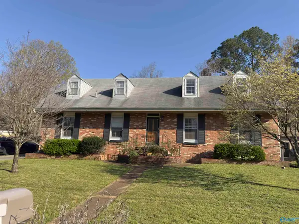 11036 Louis Drive Se, Huntsville, AL 35803