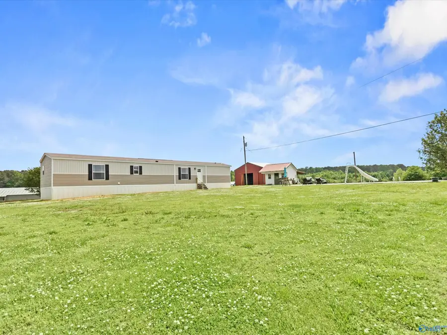272 Hooper Drive, Boaz, AL 35956 - #2