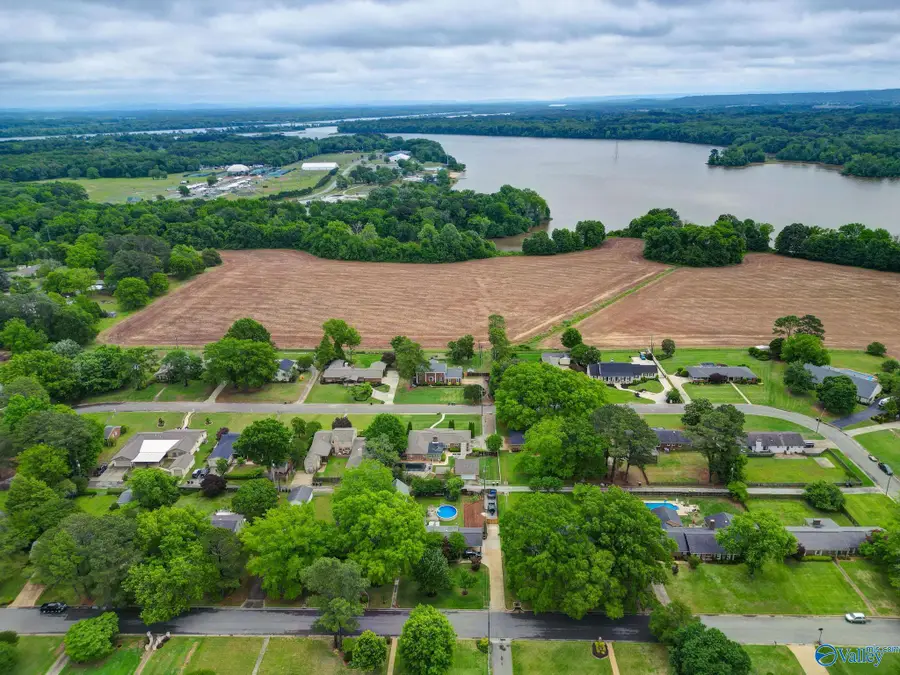 2212 Fleetwood Drive Se, Decatur, AL 35601 - #3