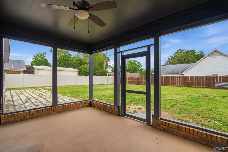 2716 Lexington Avenue Sw, Decatur, AL 35603 - #2